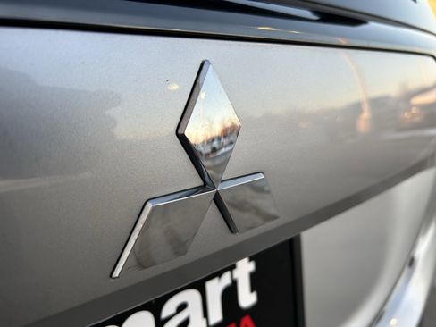 Used 2020 Mitsubishi Outlander LE image 7