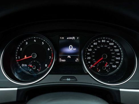 Used 2021 Volkswagen Atlas SE image 23