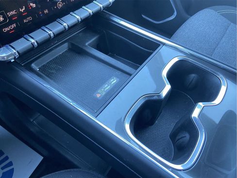 Used 2025 GMC Acadia Elevation image 68