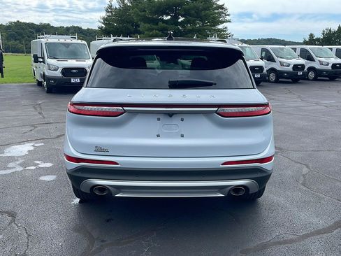 Used 2025 Lincoln Corsair Reserve AWD/4WD image 4