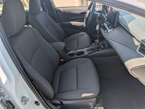Used 2024 Toyota Corolla LE FWD image 8
