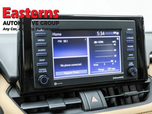 Used 2022 Toyota RAV4 LE image 19