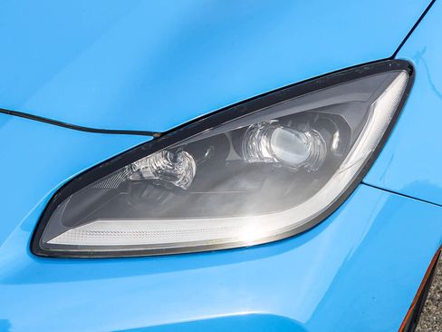 Used 2023 Toyota GR86 w/ ALL Weather Mat Package (TMS) image 10