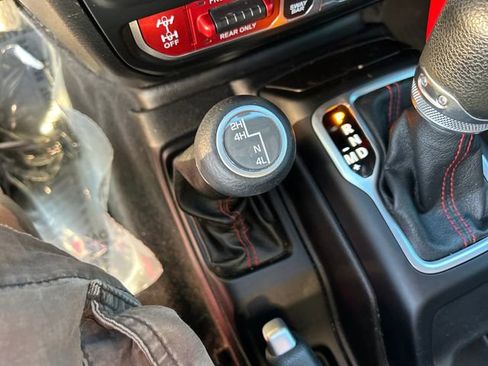 Used 2020 Jeep Gladiator Rubicon w/ Dual Top Group image 22