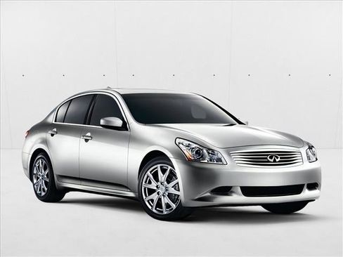 Used 2009 INFINITI G37 Journey w/ Premium Pkg image 1