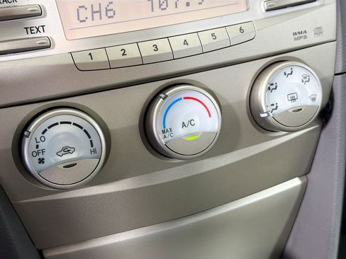 Used 2011 Toyota Camry LE w/ LE Extra-Value Pkg FWD image 17