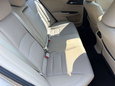 Used 2015 Honda Accord EX-L image 30