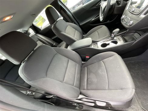 Used 2023 Chevrolet Malibu RS FWD image 20