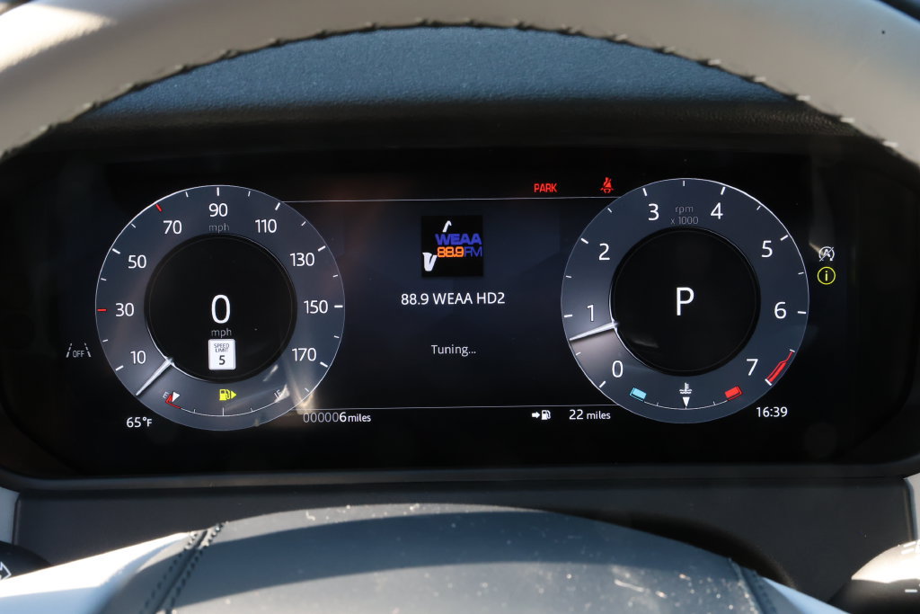 New 2026 Land Rover Range Rover Velar S AWD/4WD image 20