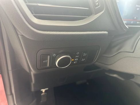Used 2026 Ford Escape ST-Line w/ Tech Pack #1 AWD/4WD image 38