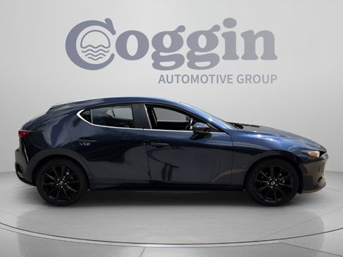 Used 2024 MAZDA MAZDA3 s FWD image 6