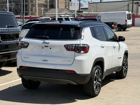 Used 2024 Jeep Compass Limited AWD/4WD image 4