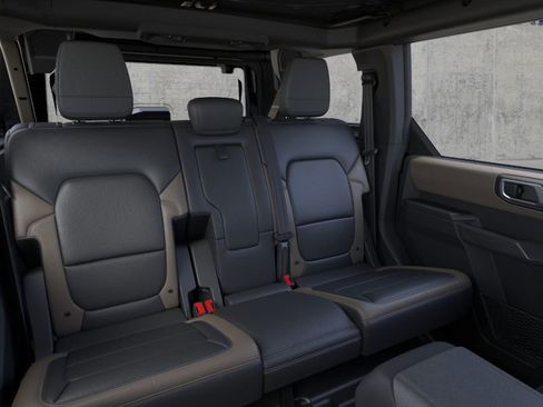 New 2025 Ford Bronco Big Bend w/ Black Diamond Package image 11