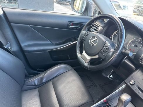 Used 2016 Lexus IS 300 AWD image 25
