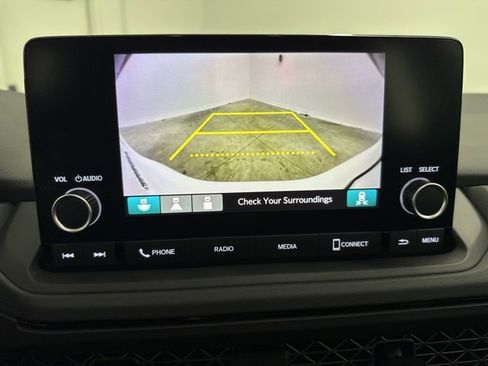 Certified 2025 Honda Accord SE image 33