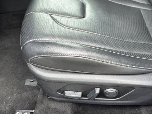 Used 2024 Hyundai Elantra Limited FWD image 13