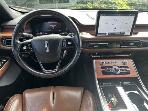 Used 2022 Lincoln Aviator Reserve w/ Equipment Group 201A image 22