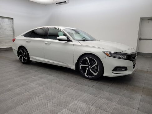 Used 2019 Honda Accord Sport image 11