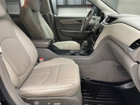 Used 2015 Chevrolet Traverse LT AWD/4WD image 22