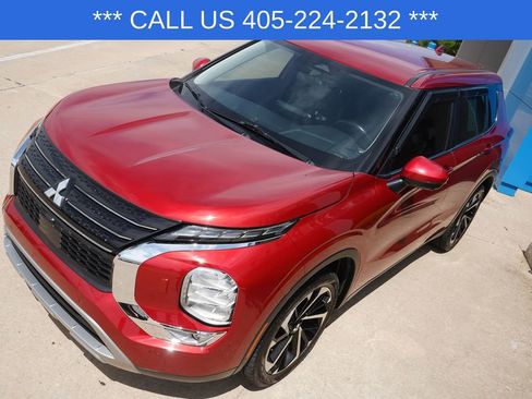 Used 2023 Mitsubishi Outlander SE AWD/4WD image 15