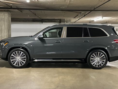 New 2026 Mercedes-Benz Maybach GLS 600 4MATIC image 2