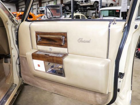 Used 1986 Cadillac Brougham Brougham image 36