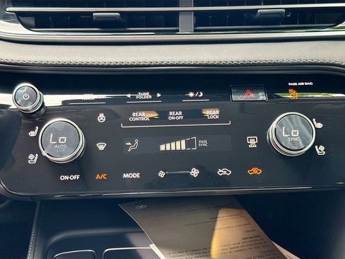 Certified 2026 INFINITI QX60 Luxe w/ Cargo Package image 16