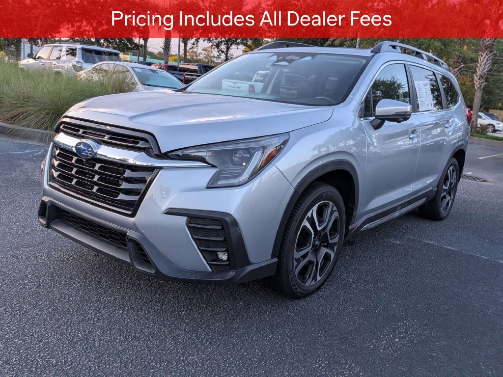 Used 2023 Subaru Ascent Limited w/ Technology Package AWD/4WD image 8