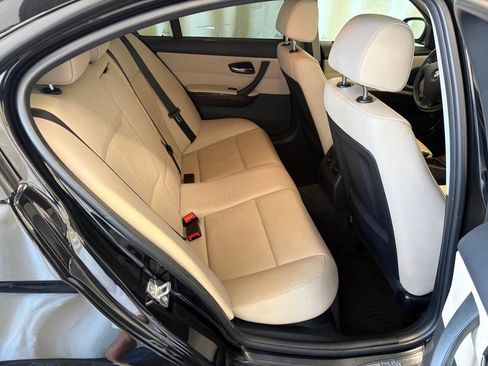 Used 2011 BMW 328i xDrive Sedan AWD/4WD image 25
