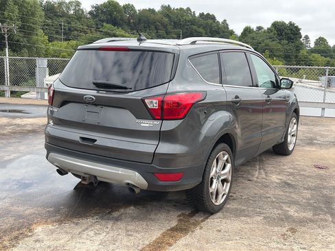 Used 2019 Ford Escape Titanium w/ U9j03 - Titanium Tow Package AWD/4WD image 3