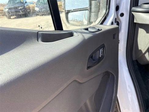 New 2025 Ford Transit 250 Low Roof RWD image 14