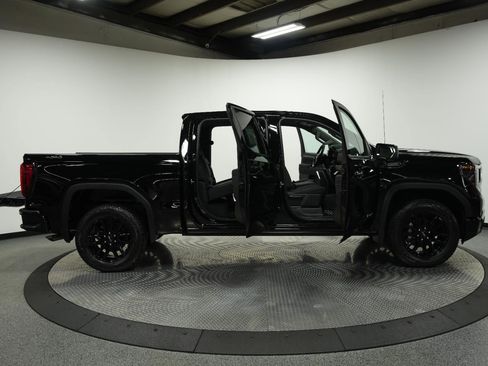 New 2026 GMC Sierra 1500 Elevation image 10