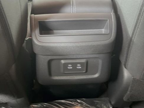 New 2026 Nissan Pathfinder SV image 15