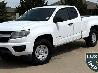 Used 2017 Chevrolet Colorado W/T w/ WT Convenience Package