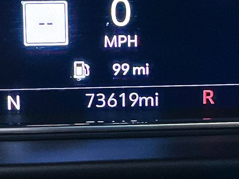 Used 2021 GMC Yukon AT4 w/ AT4 Premium Plus Package image 37