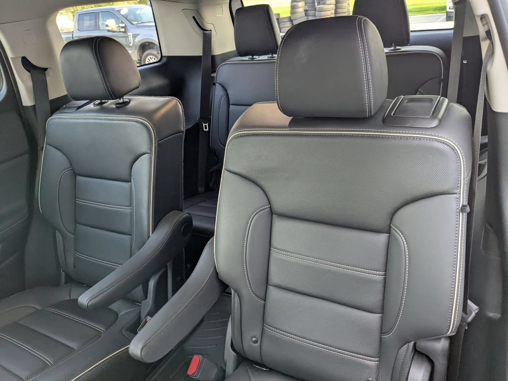 Used 2023 GMC Acadia Denali w/ Denali Ultimate Package AWD/4WD image 31