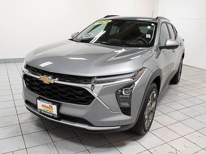 Certified 2024 Chevrolet Trax LT w/ Driver Confidence Package