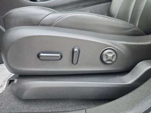 Certified 2020 Buick Envision Essence w/ LPO, Cargo Package image 18