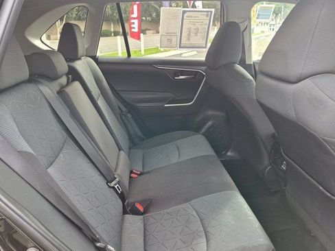 Used 2025 Toyota RAV4 XLE FWD image 7