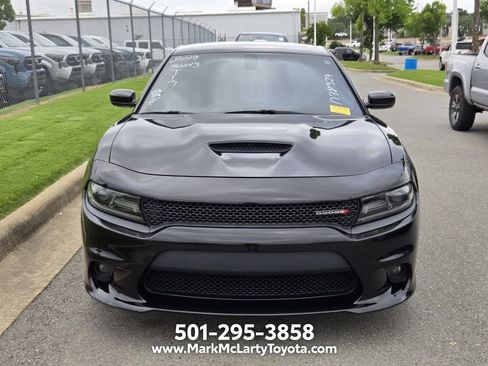 Used 2019 Dodge Charger R/T RWD image 11