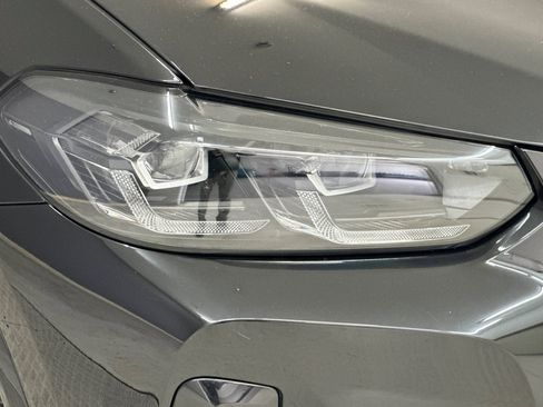 Used 2023 BMW X4 xDrive30i w/ M Sport Package image 10