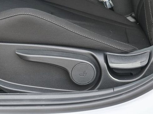 Certified 2026 Hyundai Elantra Sport FWD image 23
