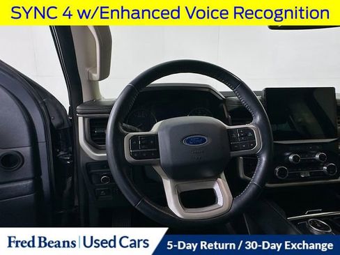 Used 2022 Ford Expedition Max XLT image 14