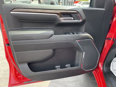 Used 2023 GMC Sierra 1500 Elevation image 20