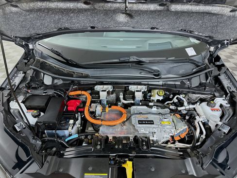 Used 2023 Nissan Ariya AWD image 33