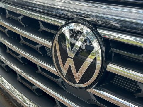 New 2026 Volkswagen Atlas SE FWD image 38