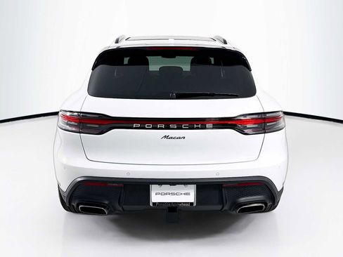 New 2026 Porsche Macan image 10