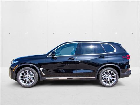 Used 2026 BMW X5 xDrive40i w/ Premium Package AWD/4WD image 8