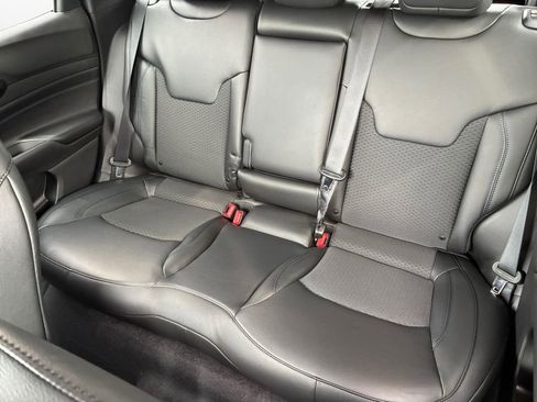 New 2026 Jeep Compass Latitude image 22