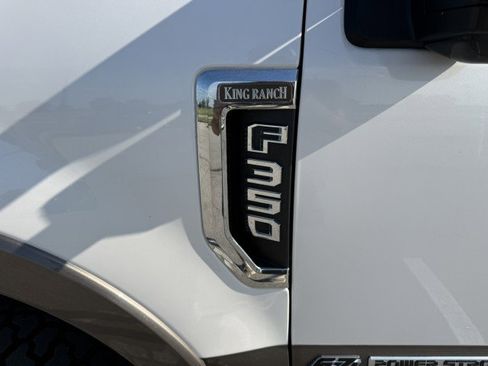 Used 2019 Ford F350 King Ranch w/ King Ranch Ultimate Package AWD/4WD image 19